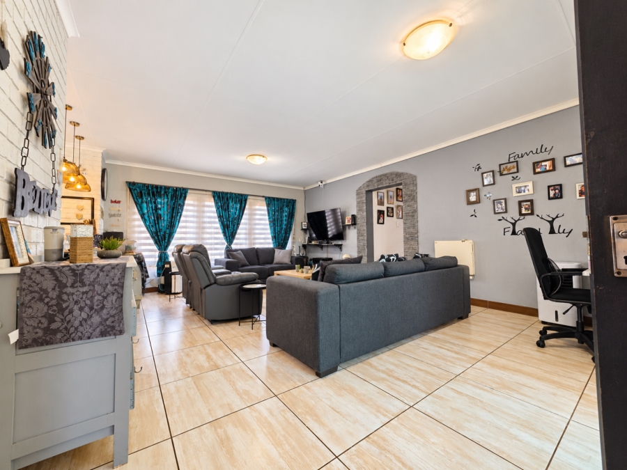 3 Bedroom Property for Sale in Doringkruin North West